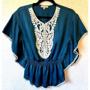 Moa Moa Women's Blue Polyester Pull Over Small‎ Top Crocket Trim Boho Colorful